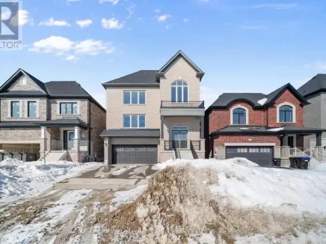 4 Bedroom House Innisfil ON 102204209