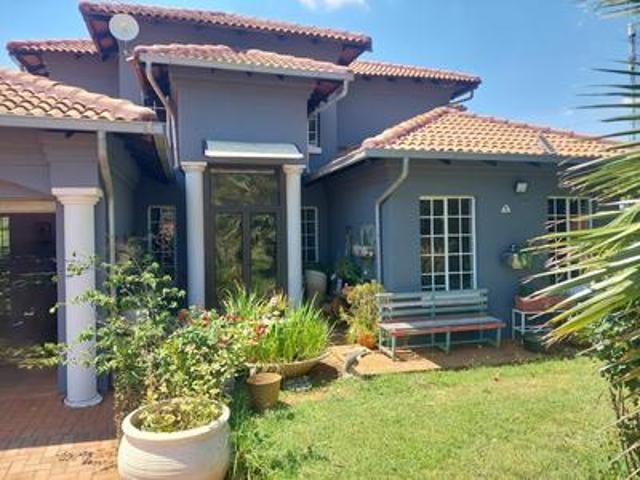 4 bedroom house on smallholding on t.