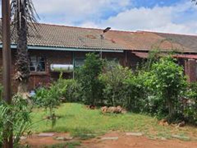 4 bedroom house on smallholding on t.