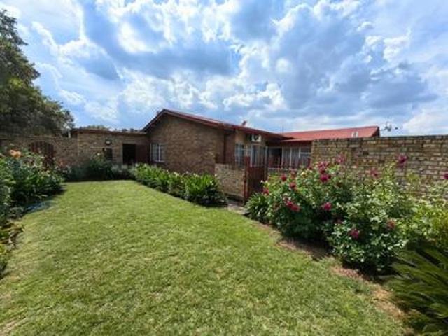 4 bedroom house on the market in van.
