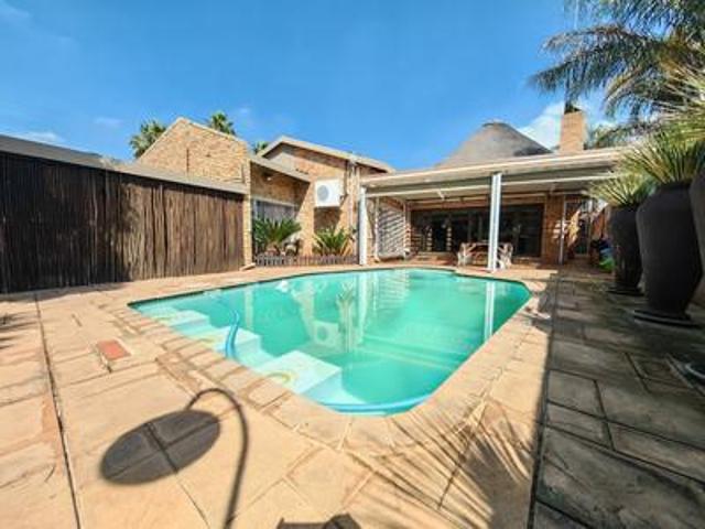 4 bedroom house on the market in van.