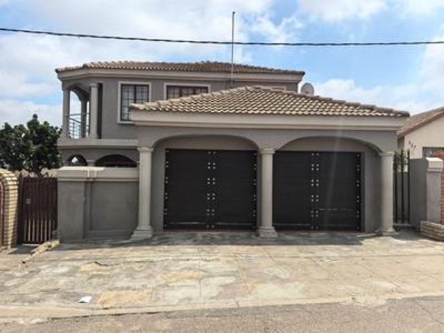 4 bedroom house on the market in ebo.
