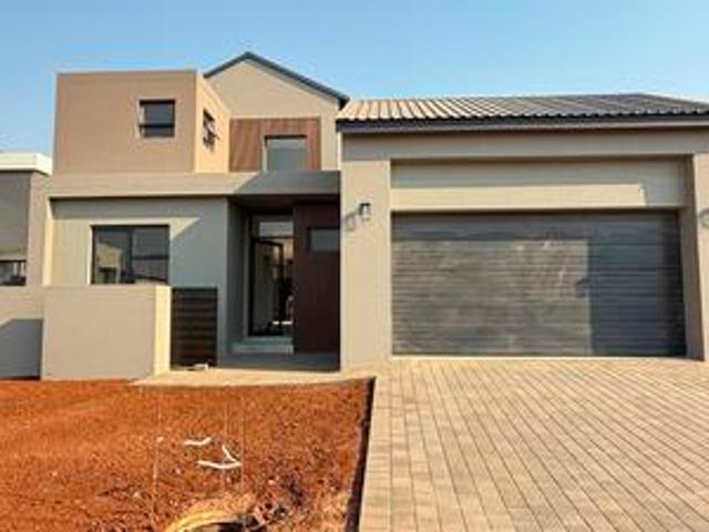 4 bedroom house on the market in fou.