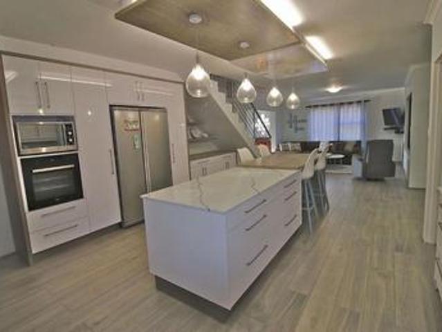 4 bedroom house on the market in kle.