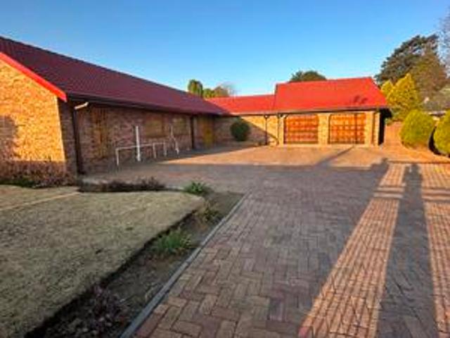 4 bedroom house on the market in sha.