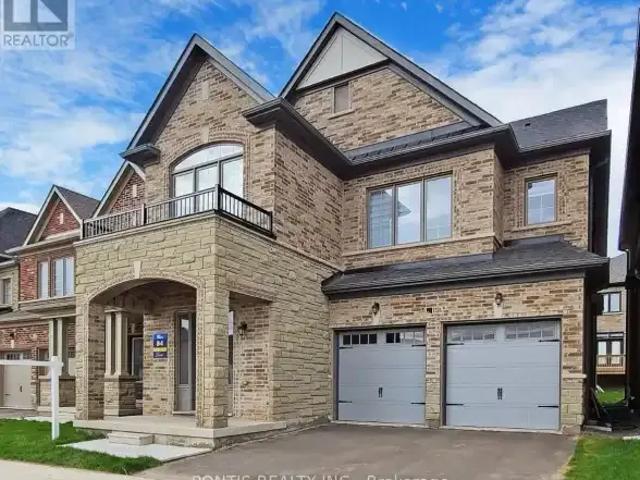 4 Bedroom House Oakville ON 104257487