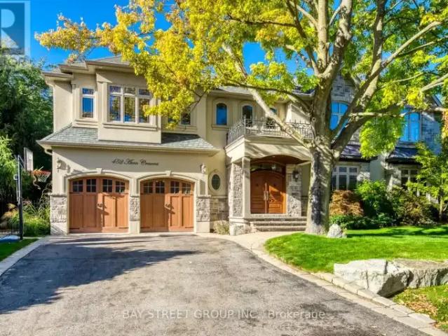 4 Bedroom House Oakville ON 104598485