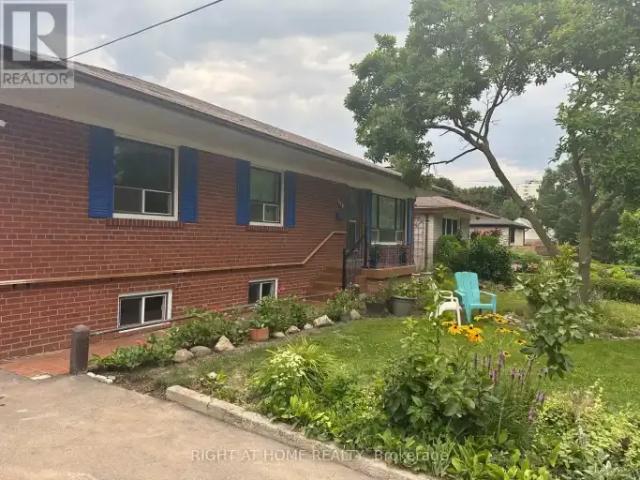4 Bedroom House Oakville ON 105004805