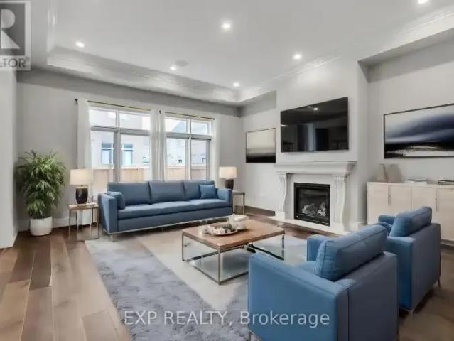 4 Bedroom House Oakville ON 102952200
