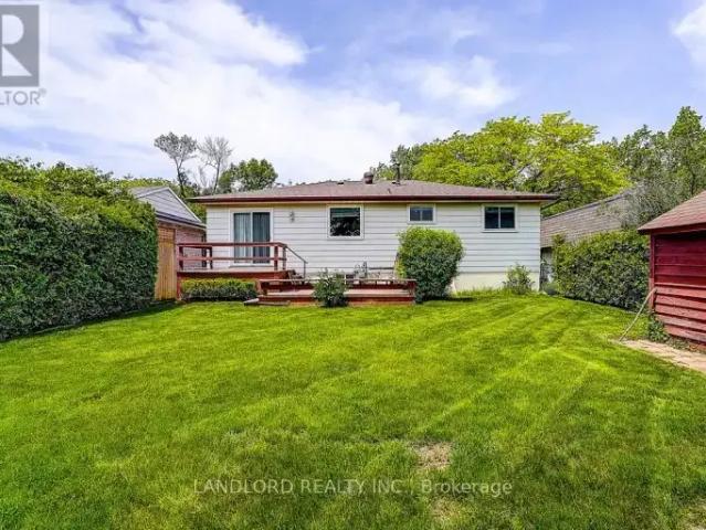 4 Bedroom House Oakville ON 103091698