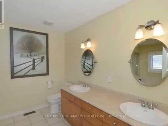 4 Bedroom House Oakville ON 103151847