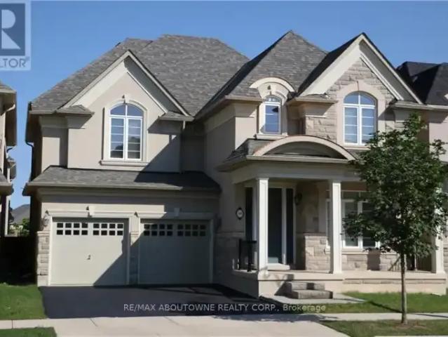 4 Bedroom House Oakville ON 103594500