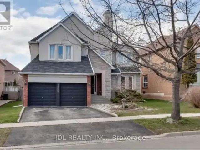4 Bedroom House Oakville ON 103958800