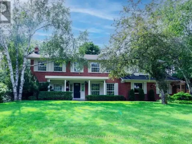 4 Bedroom House Oakville ON LS103368045