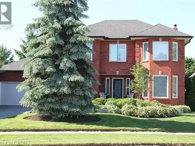 4 Bedroom House Oakville ON LS104941103