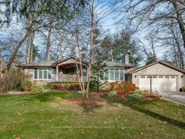 4 Bedroom House Oakville ON LS105072092
