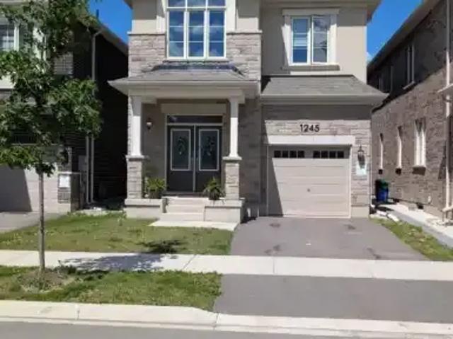 4 Bedroom House Milton ON 103487555