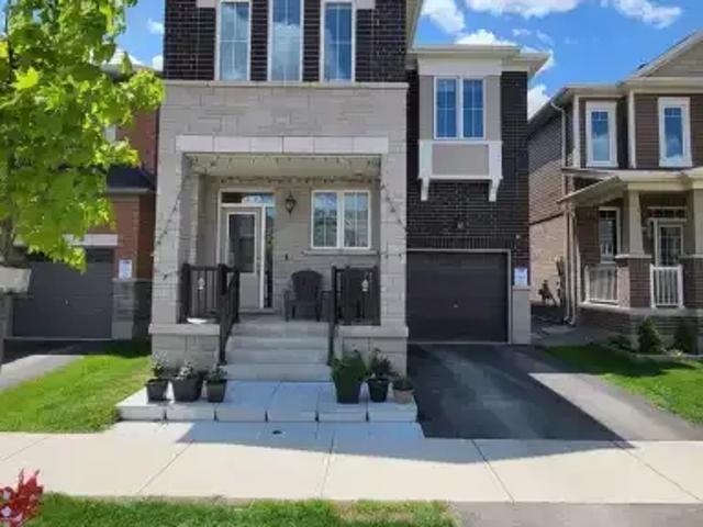 4 Bedroom House Milton ON 104877023