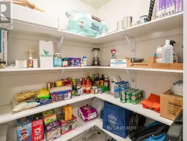 4 Bedroom House Niagara Falls ON 102204229
