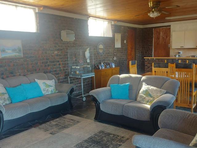4 Bedroom house sold in Hospitaalpark, Ladysmith