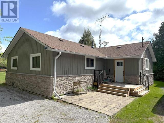 4 Bedroom House Selwyn ON LS91442067