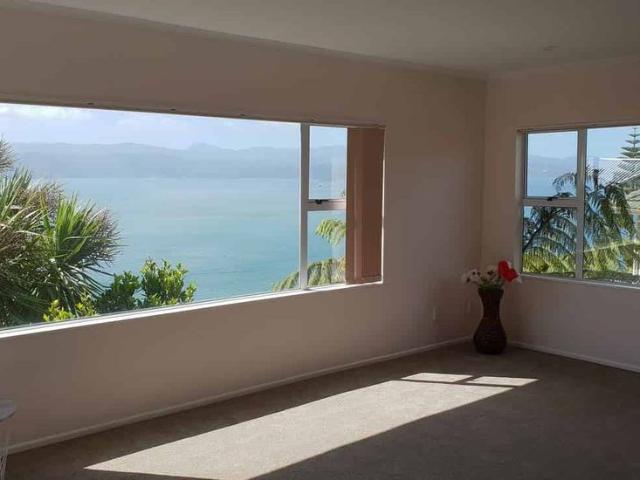 4 Bedroom House, Stunning Sea view