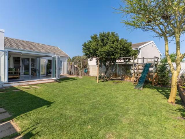 4 Bedroom House Sunn Sunn 103342755