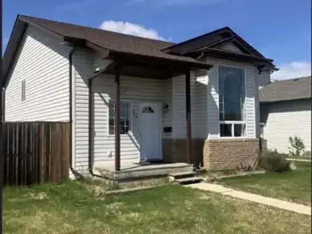 4 Bedroom House Red Deer AB 103594348