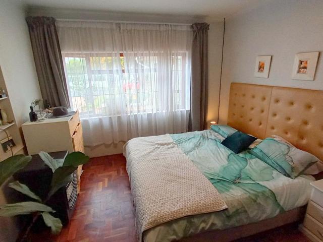 4 Bedroom house rented in Plumstead, Cape Town