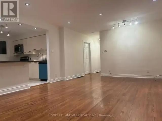 4 Bedroom House Richmond Hill ON 101827901