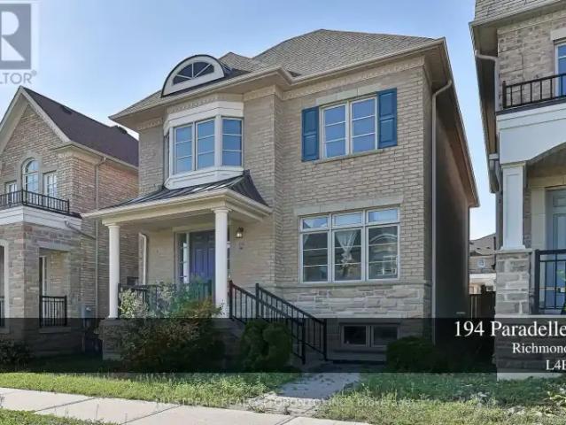 4 Bedroom House Richmond Hill ON 103920630