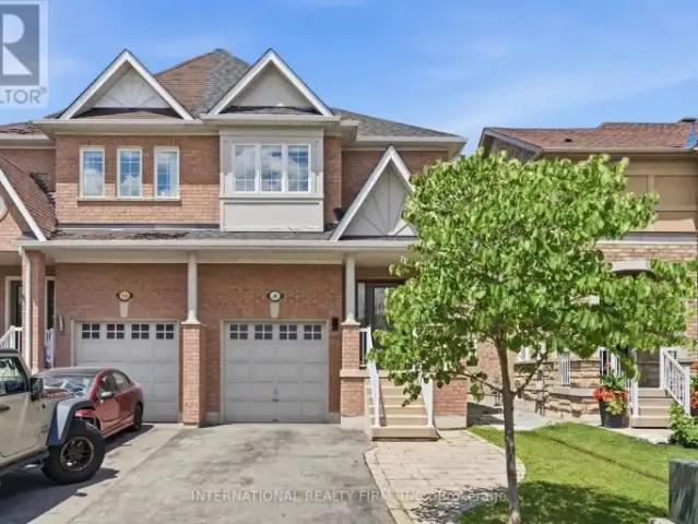 4 Bedroom House Richmond Hill ON 104183199