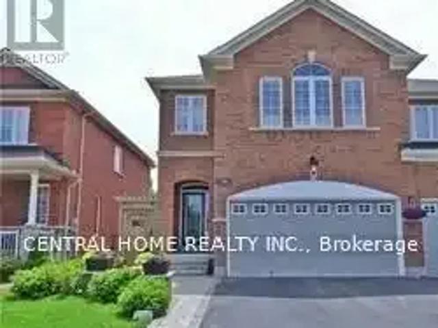 4 Bedroom House Richmond Hill ON 104224722