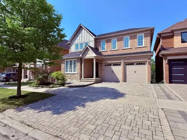 4 Bedroom House Richmond Hill ON 104362904