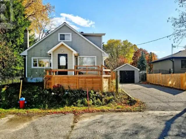 4 Bedroom House Richmond Hill ON 105072108