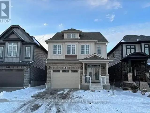 4 Bedroom House Waterloo ON 104362887