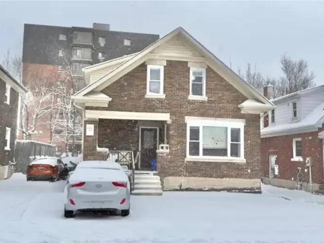 4 Bedroom House Waterloo ON LS102519001