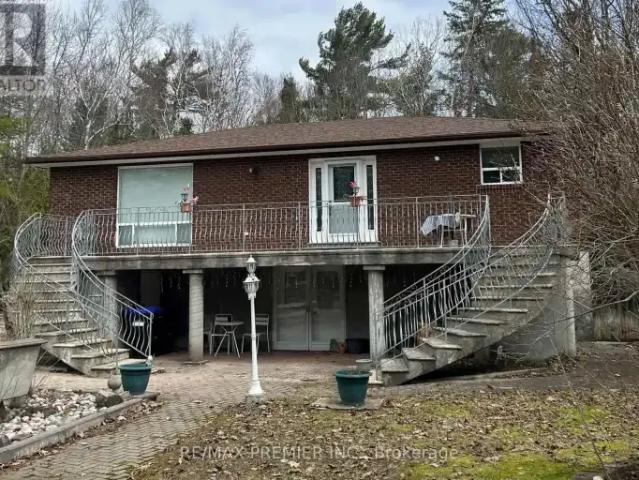 4 Bedroom House Wasaga Beach ON 101879239