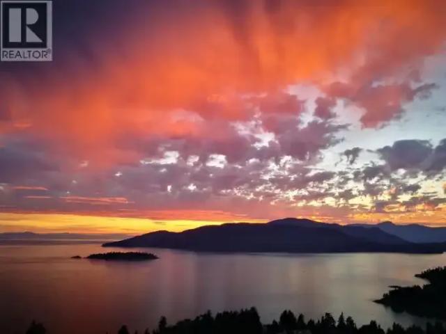 4 Bedroom House West Vancouver BC LS101878643