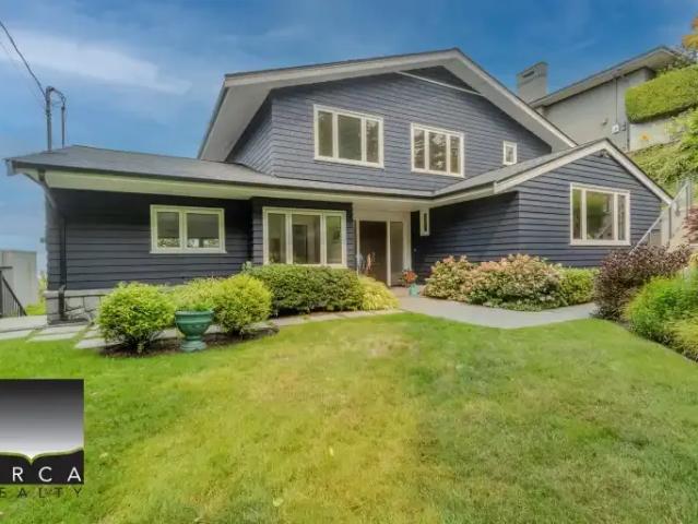 4 Bedroom House West Vancouver BC LS104876810