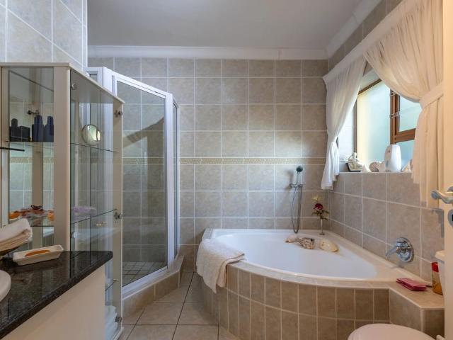 4 Bedroom house with views for sale