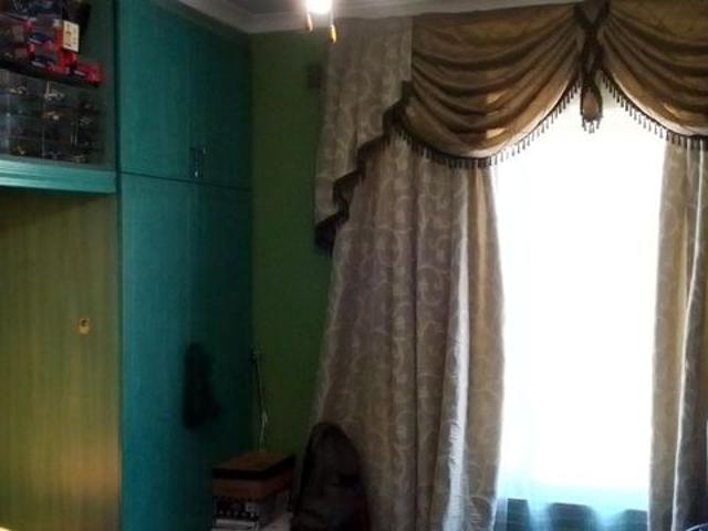 4 bedroom house with a double storey unit in Central Queensburgh