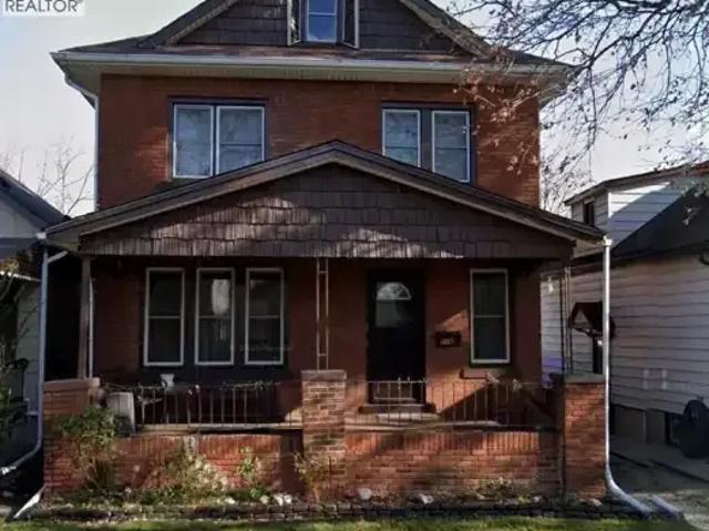 4 Bedroom House Windsor ON 104224771