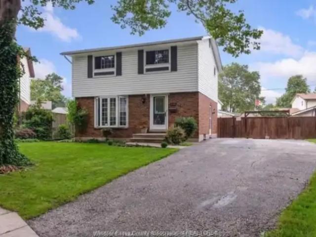 4 Bedroom House Windsor ON LS101878402