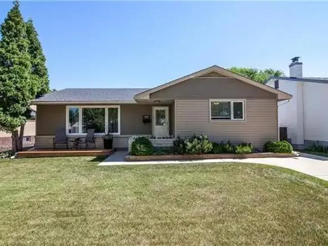 4 Bedroom House Winnipeg MB 102658699