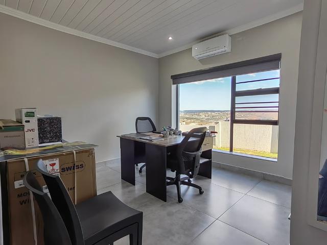 4 Bedroom House To Let in Monte Christo