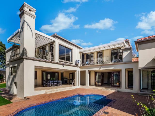 4 Bedroom House To Let in Eagle Canyon Golf Estate