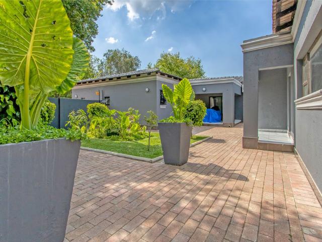 4 Bedroom House To Let in Fourways