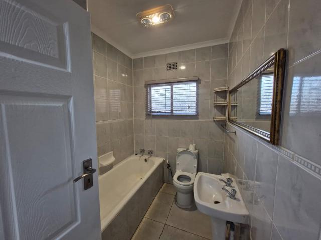 4 Bedroom House To Let in Kathu