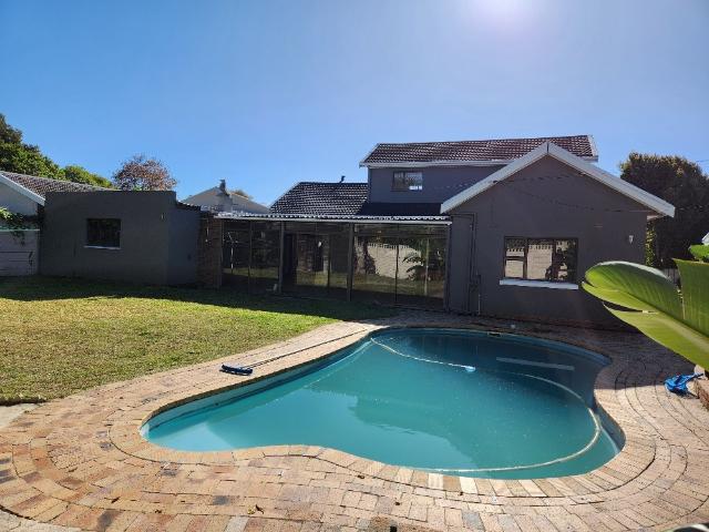 4 Bedroom House To Rent in The Vines Estate